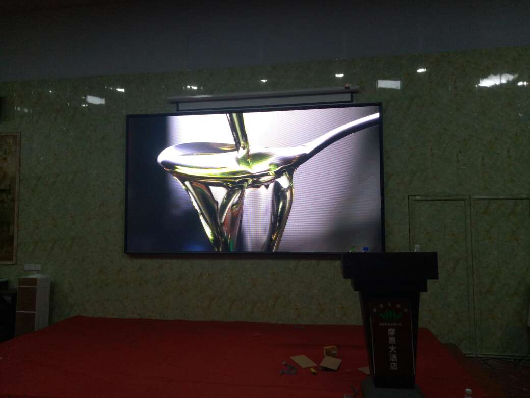 摩恩酒店室內(nèi)P4全彩